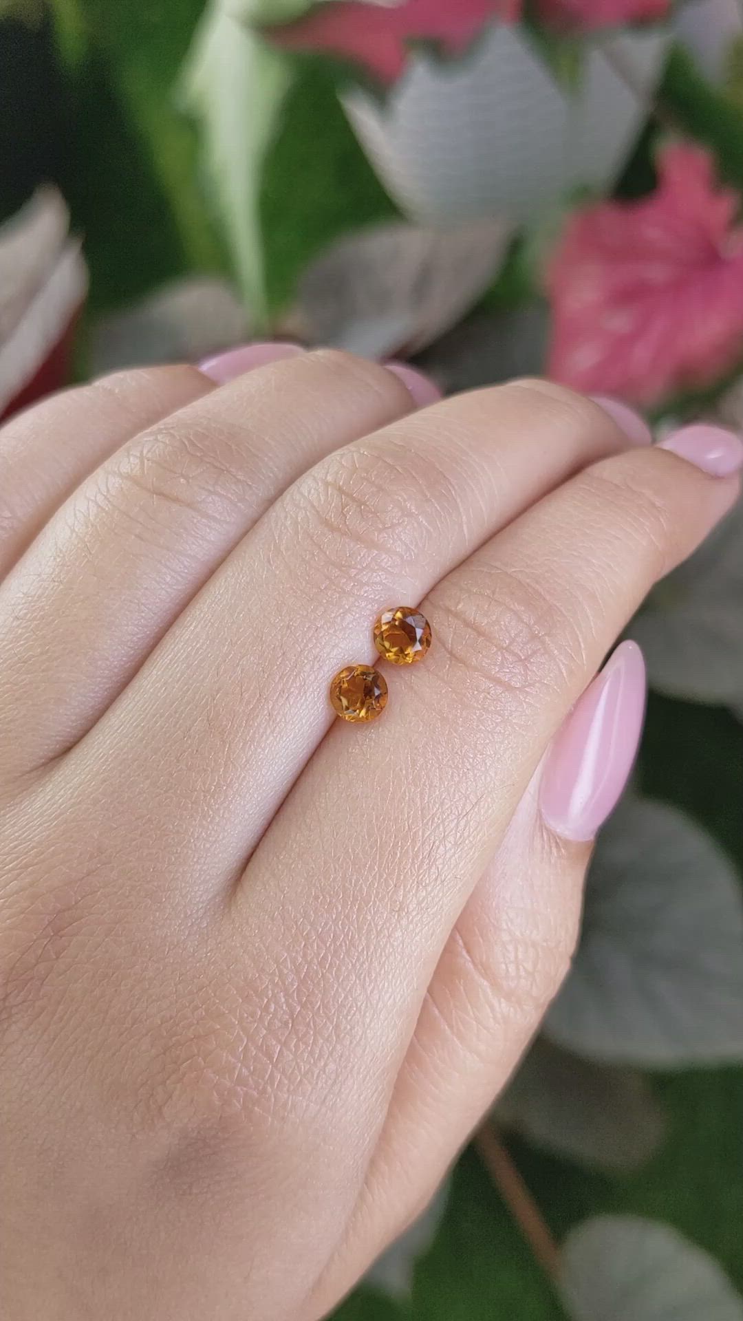 1.01&nbsp;Ct.Tw.Total Carat Weight Yellowish Orange Madeira Citrine Pair from Brazil Size Video
