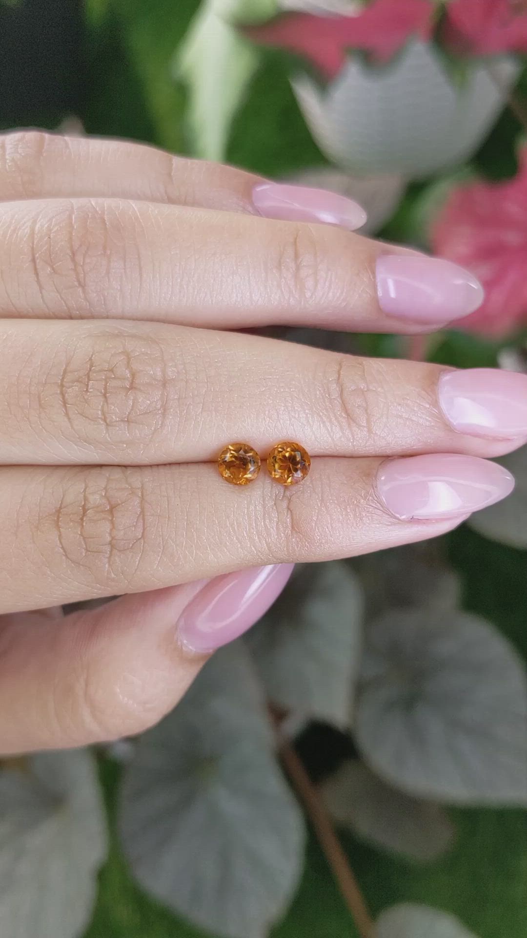 1.01&nbsp;Ct.Tw.Total Carat Weight Yellowish Orange Madeira Citrine Pair from Brazil Size Video