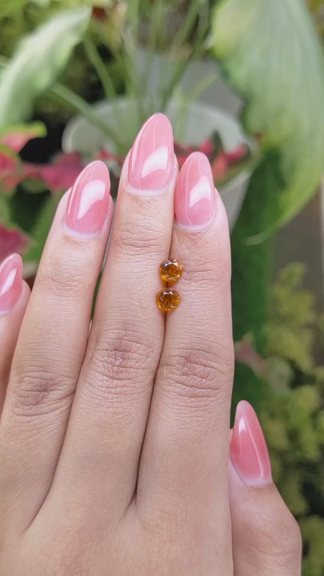 0.93&nbsp;Ct.Tw.Total Carat Weight Yellowish Orange Madeira Citrine Pair from Brazil Size Video