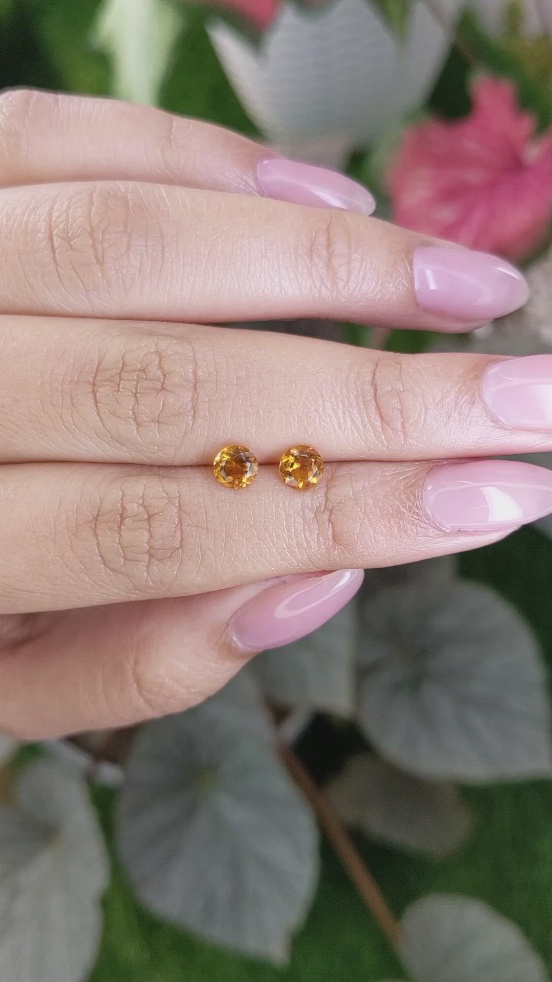 0.90&nbsp;Ct.Tw.Total Carat Weight Yellowish Orange Madeira Citrine Pair from Brazil Size Video