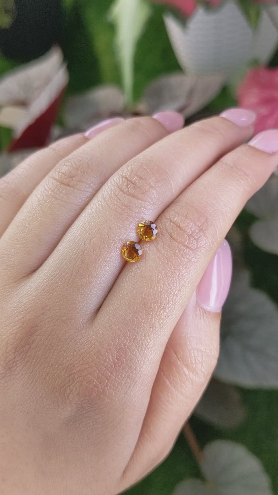 0.90&nbsp;Ct.Tw.Total Carat Weight Yellowish Orange Madeira Citrine Pair from Brazil Size Video