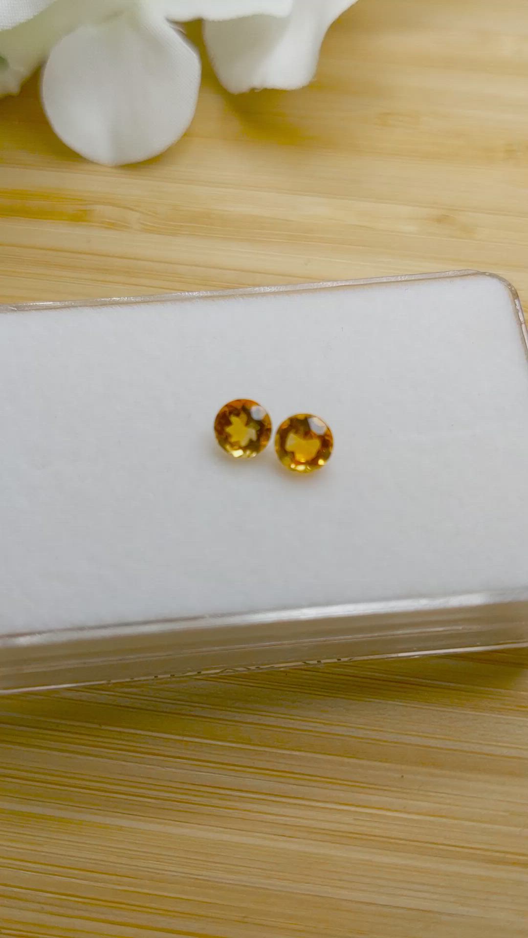 0.97&nbsp;Ct.Tw.Total Carat Weight Orangish Yellow Madeira Citrine Pair from Brazil Size Video