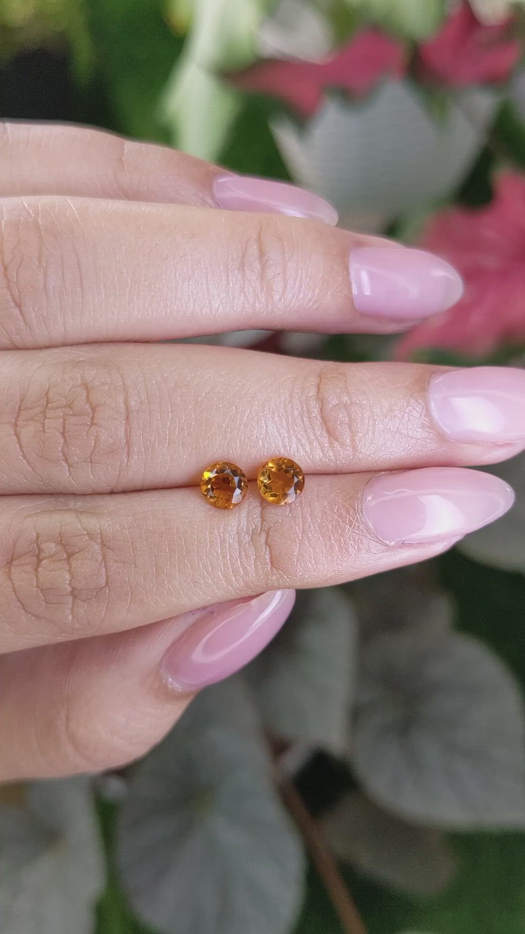 0.93&nbsp;Ct.Tw.Total Carat Weight Yellowish Orange Madeira Citrine Pair from Brazil Size Video