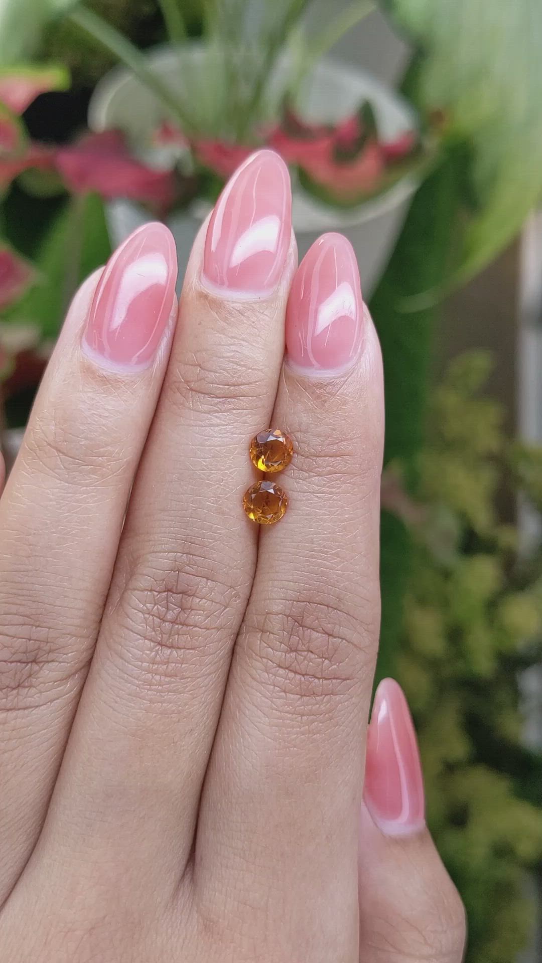 0.89&nbsp;Ct.Tw.Total Carat Weight Yellowish Orange Madeira Citrine Pair from Brazil Size Video