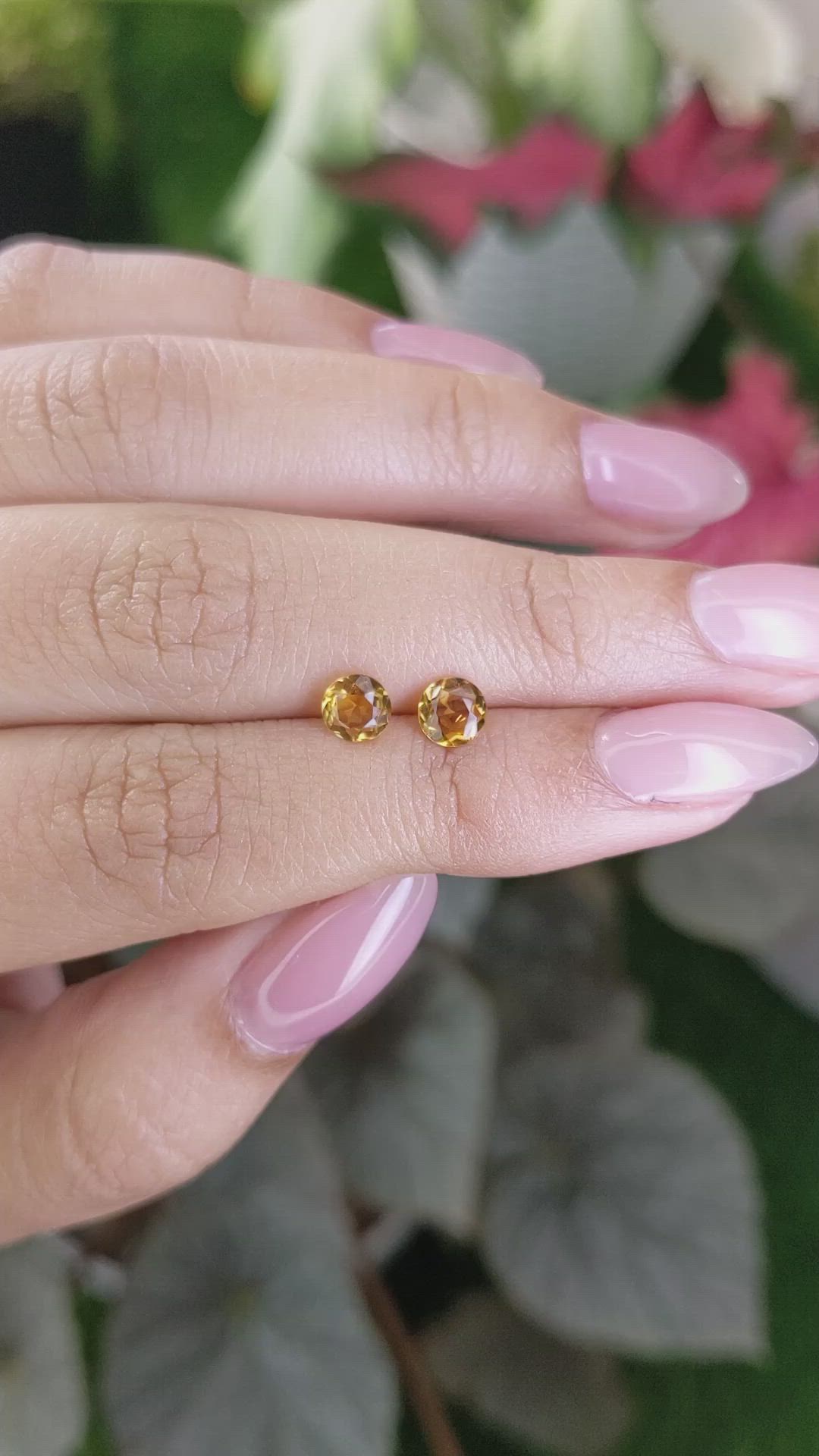 0.81&nbsp;Ct.Tw.Total Carat Weight Orangish Yellow Madeira Citrine Pair from Brazil Size Video