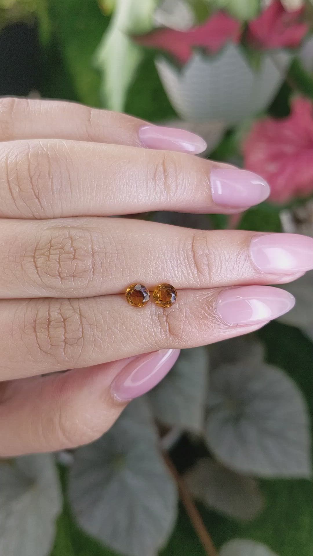 0.92&nbsp;Ct.Tw.Total Carat Weight Yellowish Orange Madeira Citrine Pair from Brazil Size Video