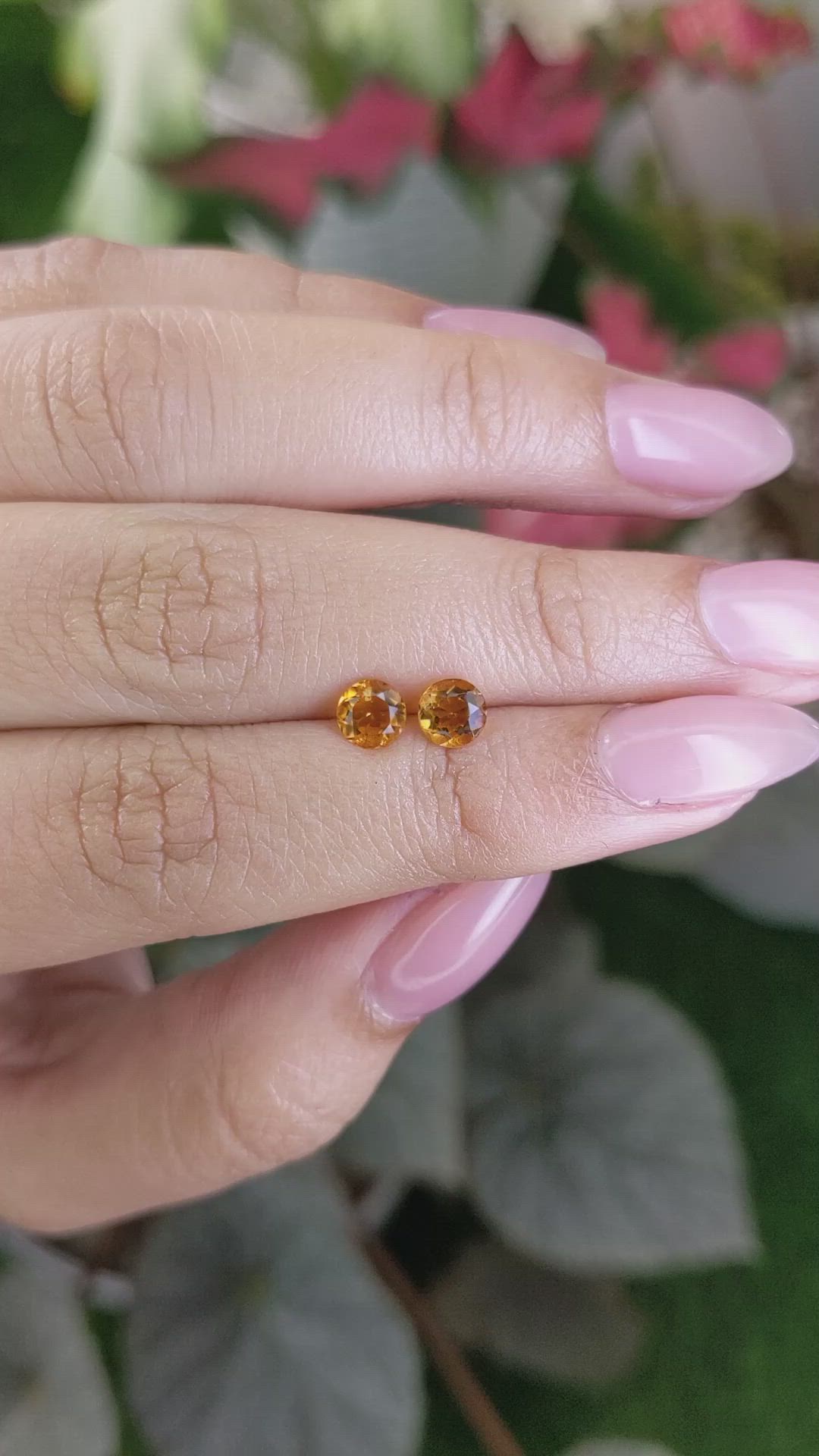 0.88&nbsp;Ct.Tw.Total Carat Weight Yellowish Orange Madeira Citrine Pair from Brazil Size Video