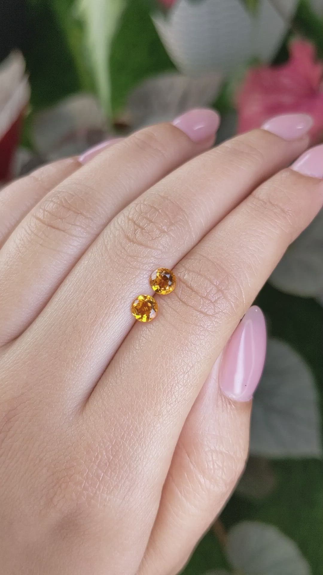 0.88&nbsp;Ct.Tw.Total Carat Weight Yellowish Orange Madeira Citrine Pair from Brazil Size Video