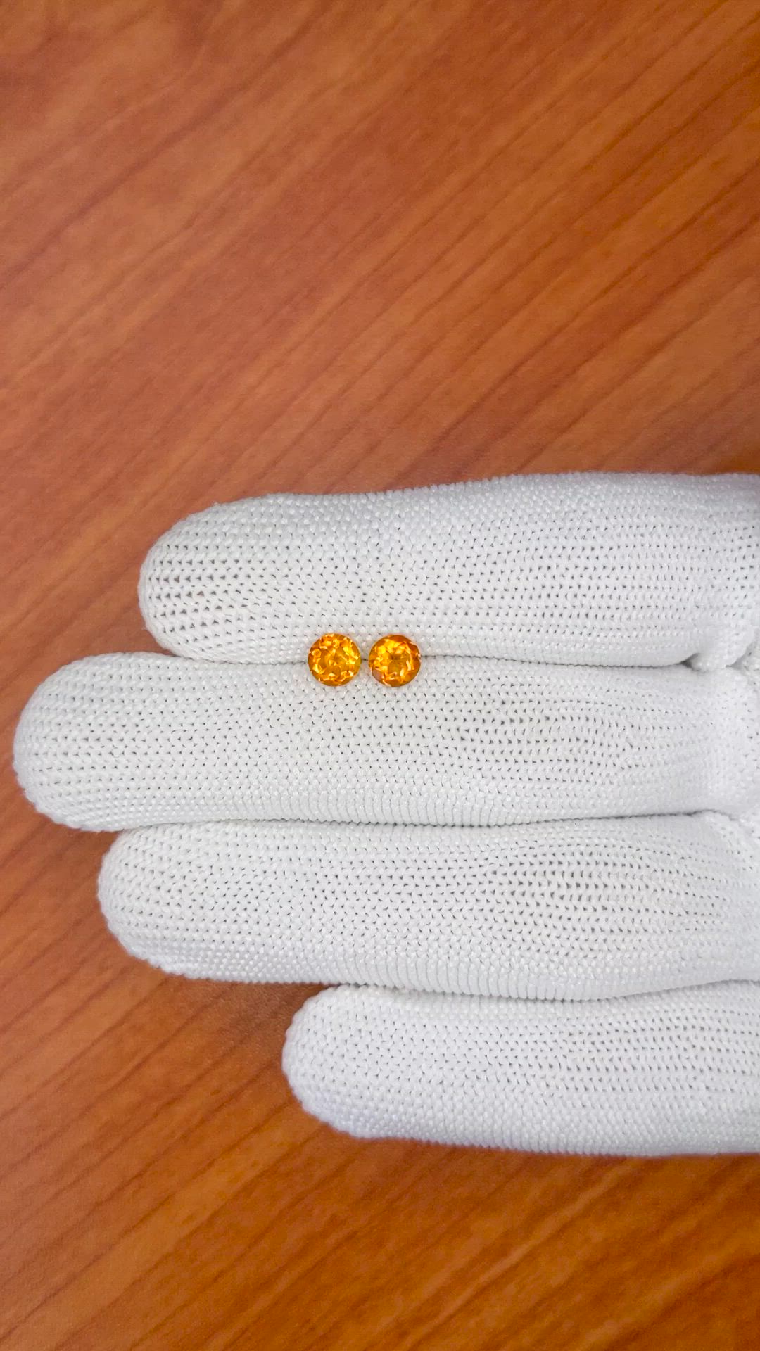 0.96&nbsp;Ct.Tw.Total Carat Weight Yellowish Orange Madeira Citrine Pair from Brazil Size Video