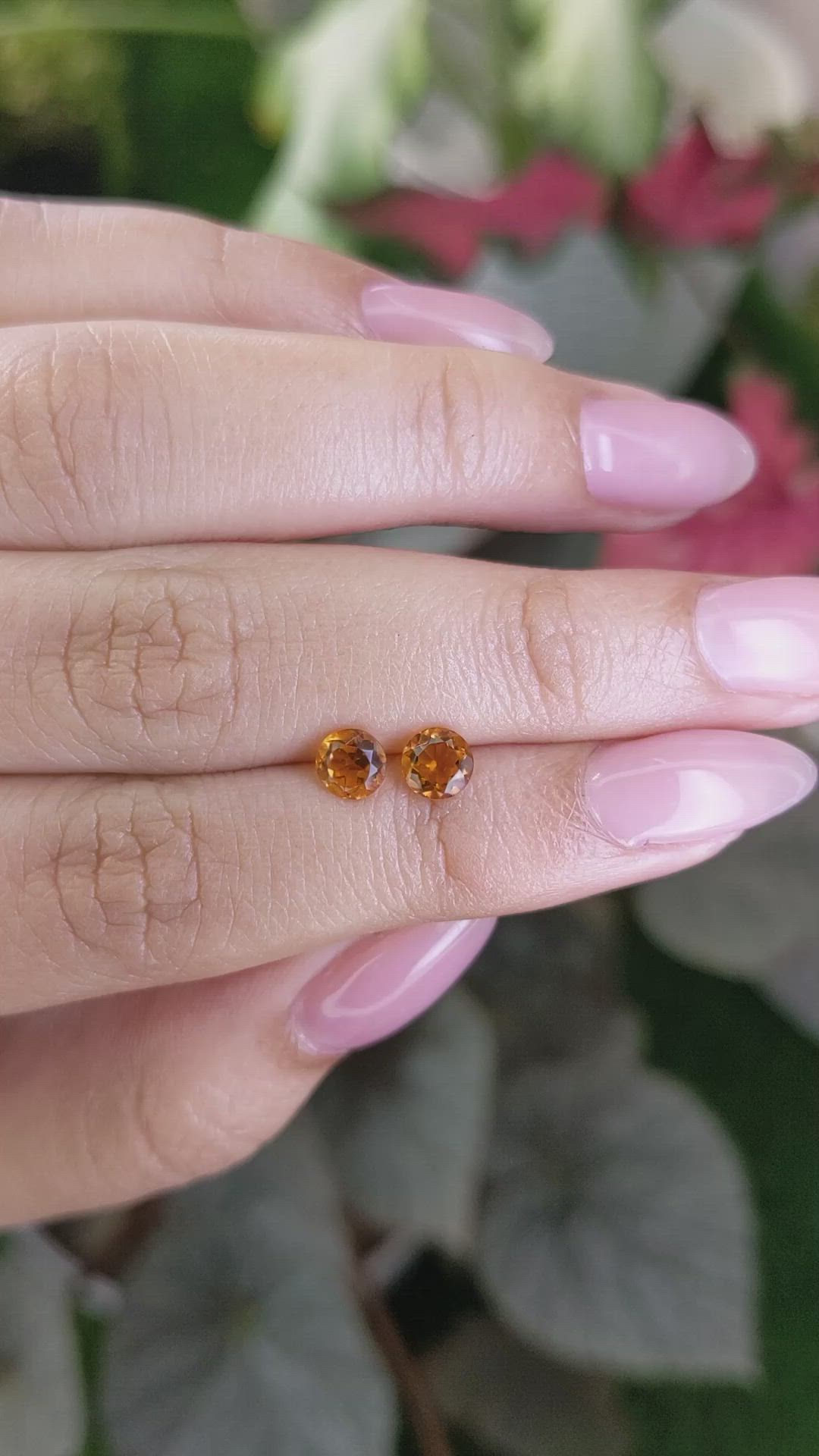 0.91&nbsp;Ct.Tw.Total Carat Weight Yellowish Orange Madeira Citrine Pair from Brazil Size Video