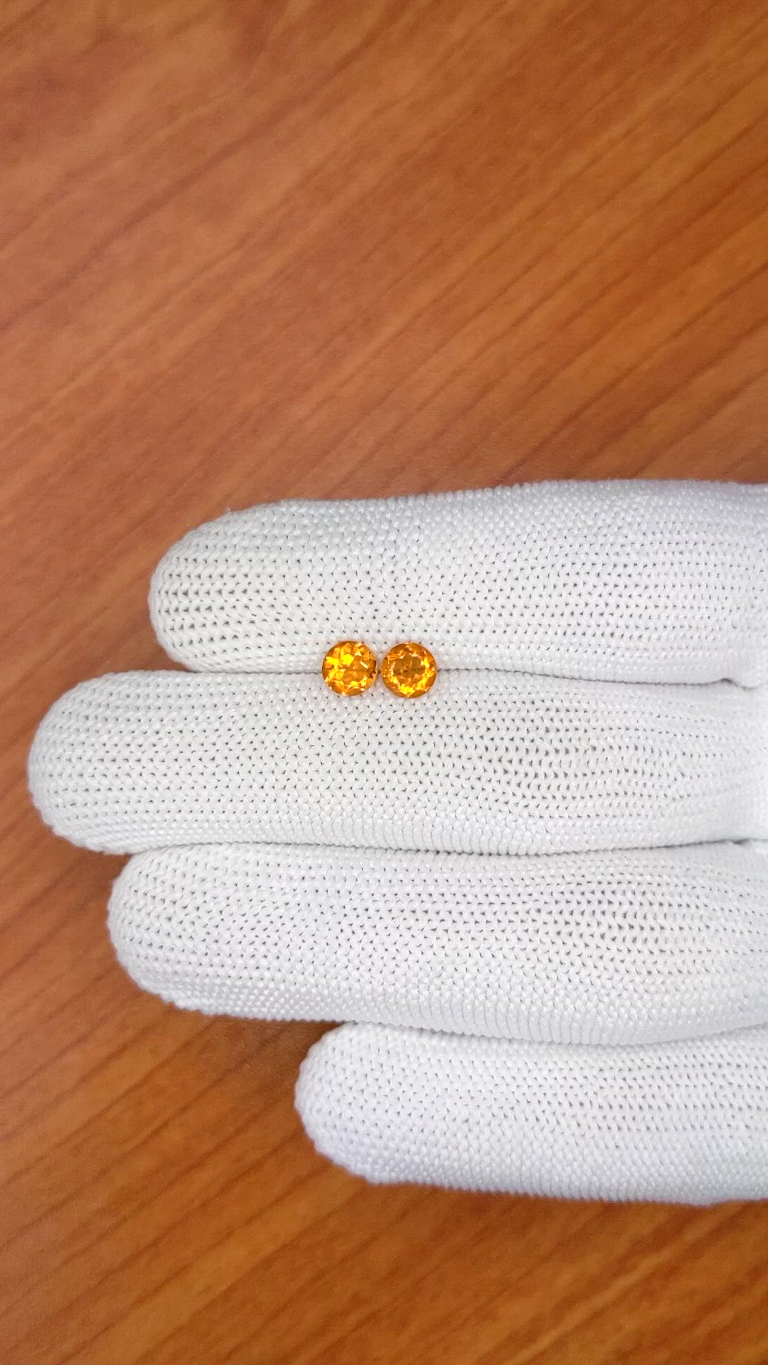 0.91&nbsp;Ct.Tw.Total Carat Weight Yellowish Orange Madeira Citrine Pair from Brazil Size Video