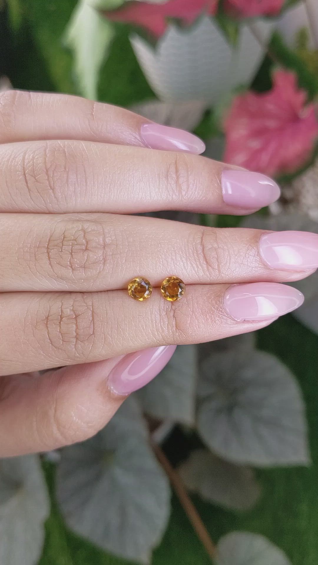 0.88&nbsp;Ct.Tw.Total Carat Weight Yellowish Orange Madeira Citrine Pair from Brazil Size Video