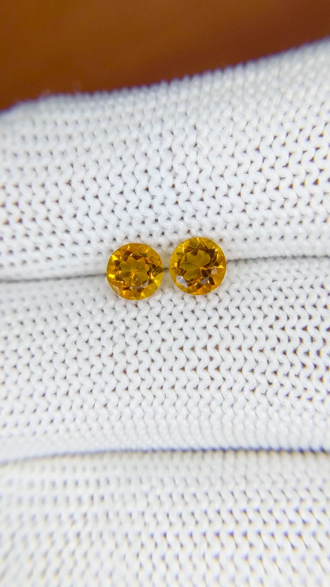 0.87&nbsp;Ct.Tw.Total Carat Weight Yellowish Orange Madeira Citrine Pair from Brazil Size Video