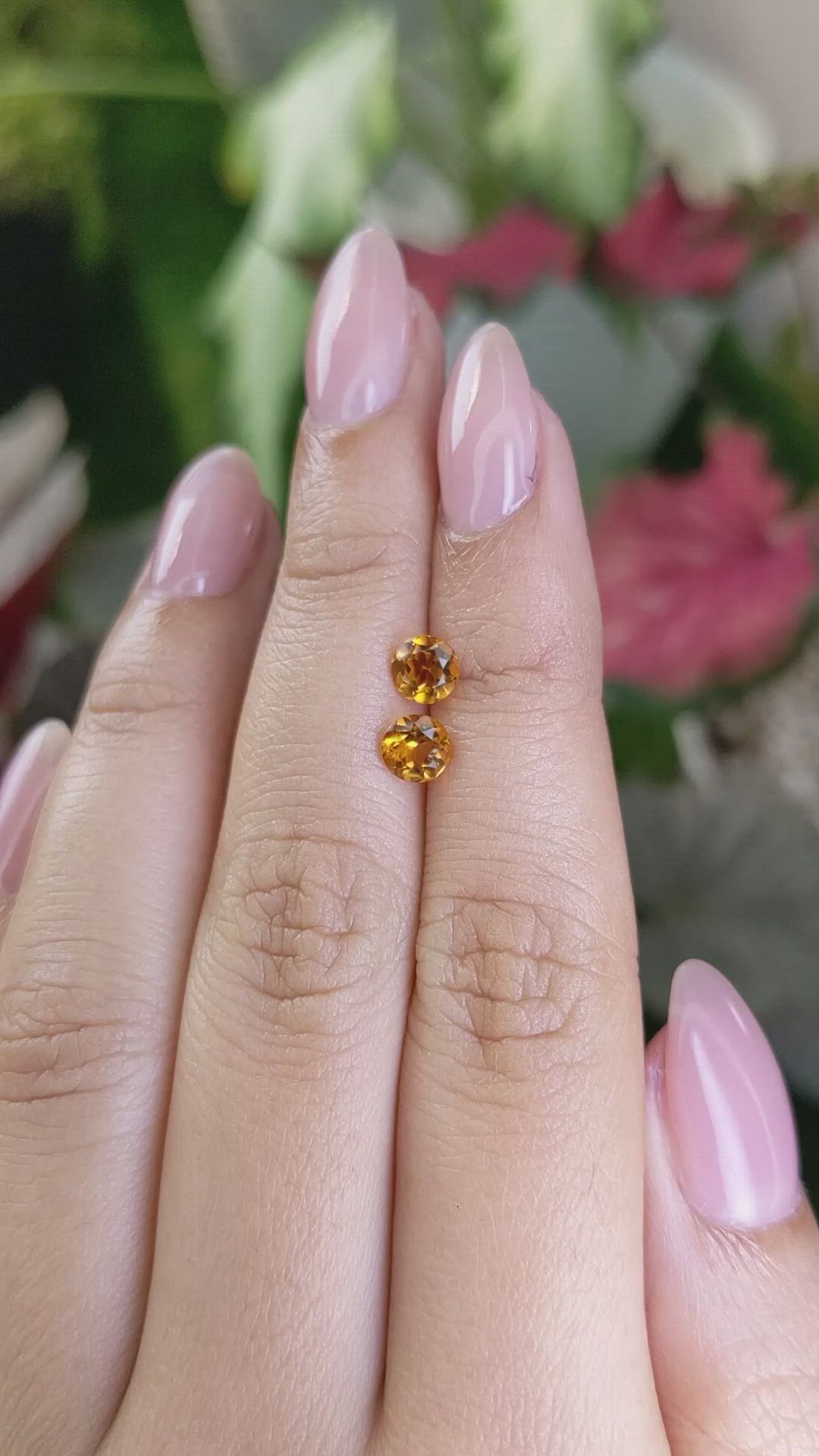 0.90&nbsp;Ct.Tw.Total Carat Weight Yellowish Orange Madeira Citrine Pair from Brazil Size Video