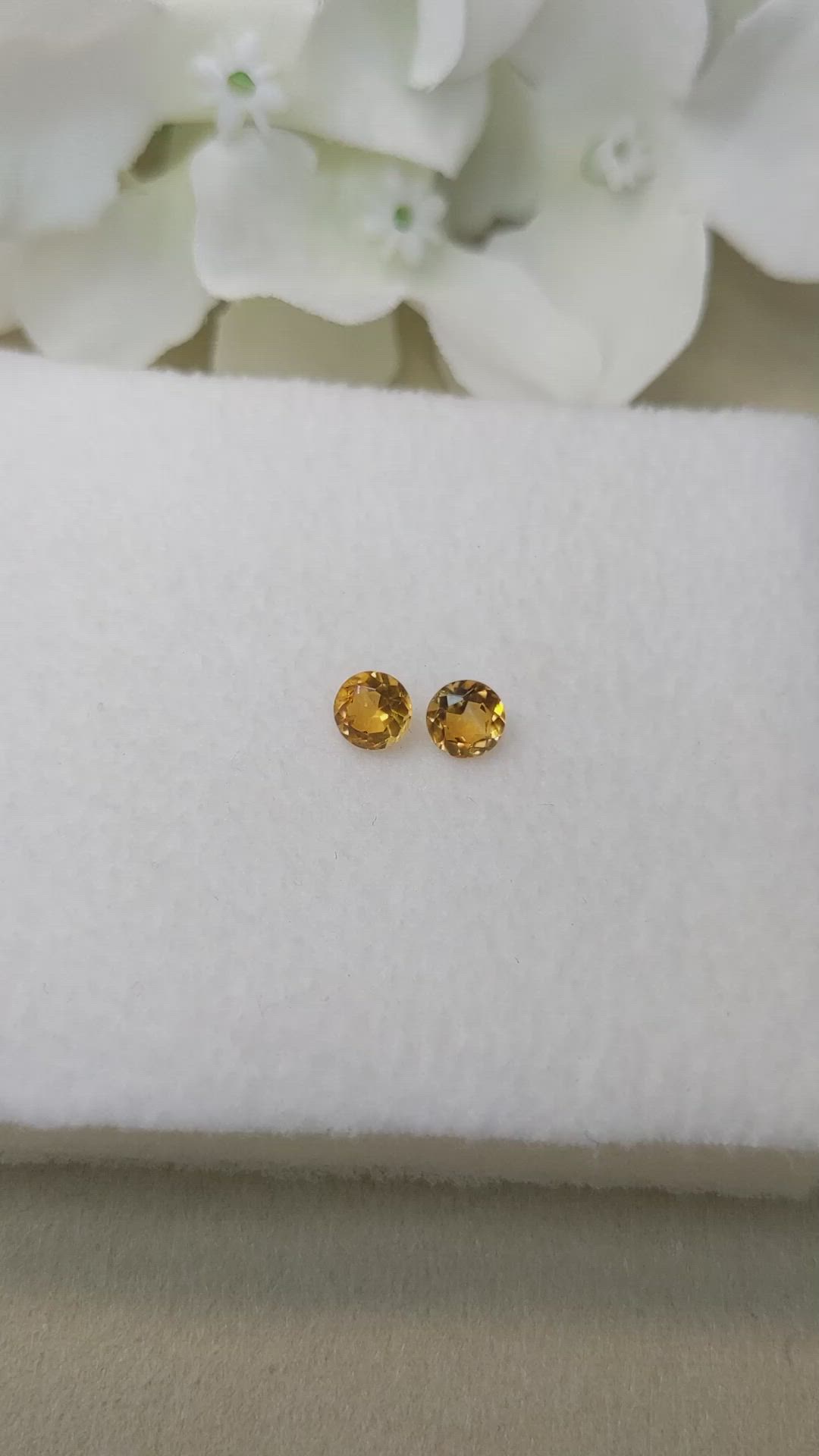 0.88&nbsp;Ct.Tw.Total Carat Weight Yellowish Orange Madeira Citrine Pair from Brazil Size Video