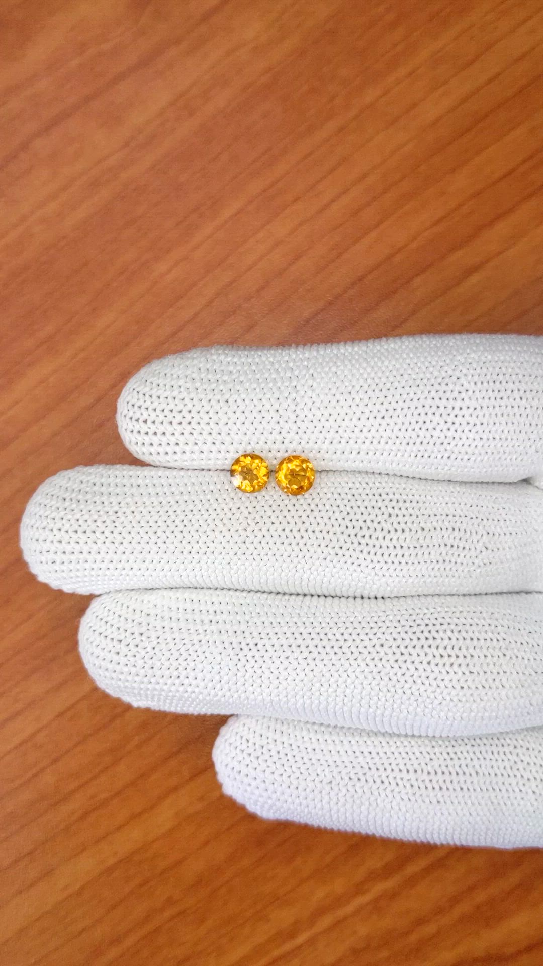 0.87&nbsp;Ct.Tw.Total Carat Weight Yellowish Orange Madeira Citrine Pair from Brazil Size Video