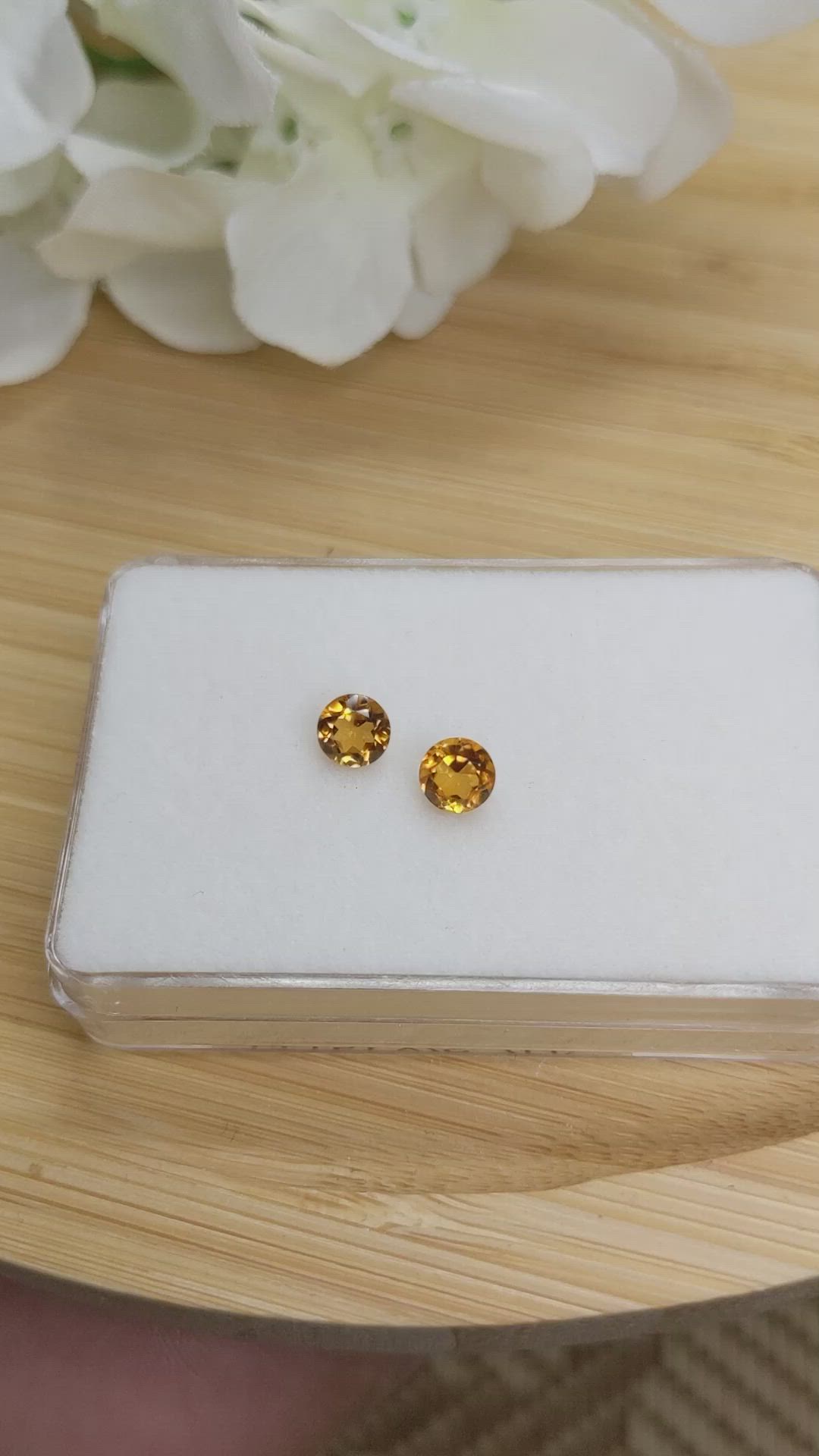 0.87&nbsp;Ct.Tw.Total Carat Weight Yellowish Orange Madeira Citrine Pair from Brazil Size Video