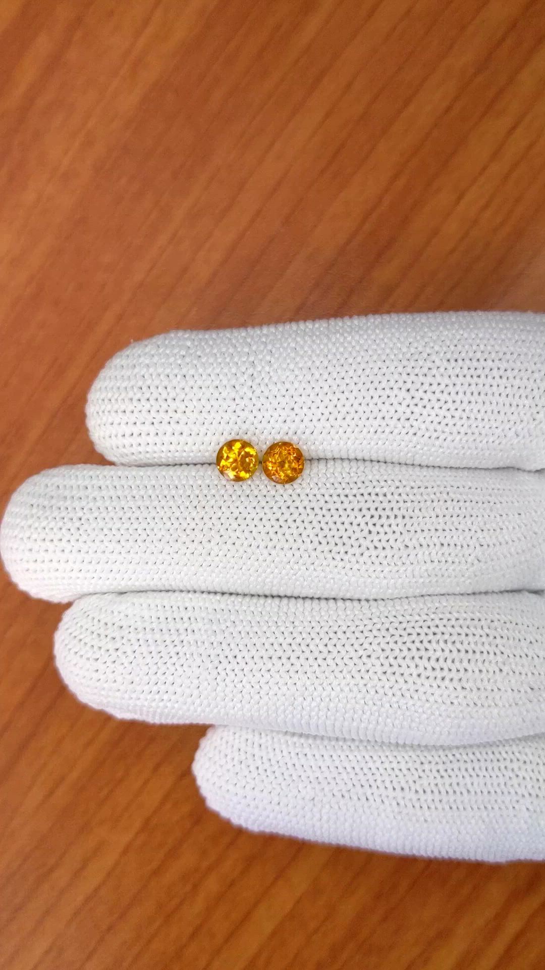 0.95&nbsp;Ct.Tw.Total Carat Weight Orange Madeira Citrine Pair from Brazil Size Video