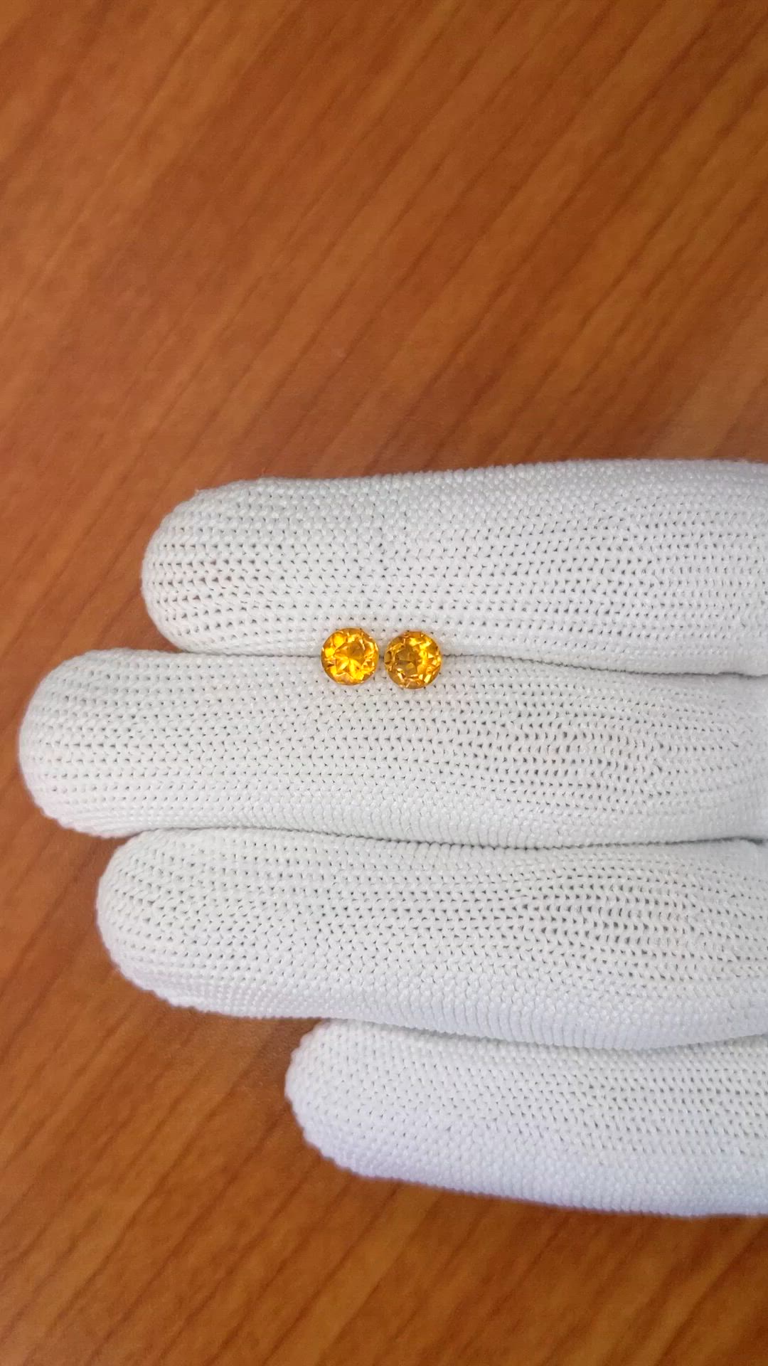 0.98&nbsp;Ct.Tw.Total Carat Weight Yellowish Orange Madeira Citrine Pair from Brazil Size Video
