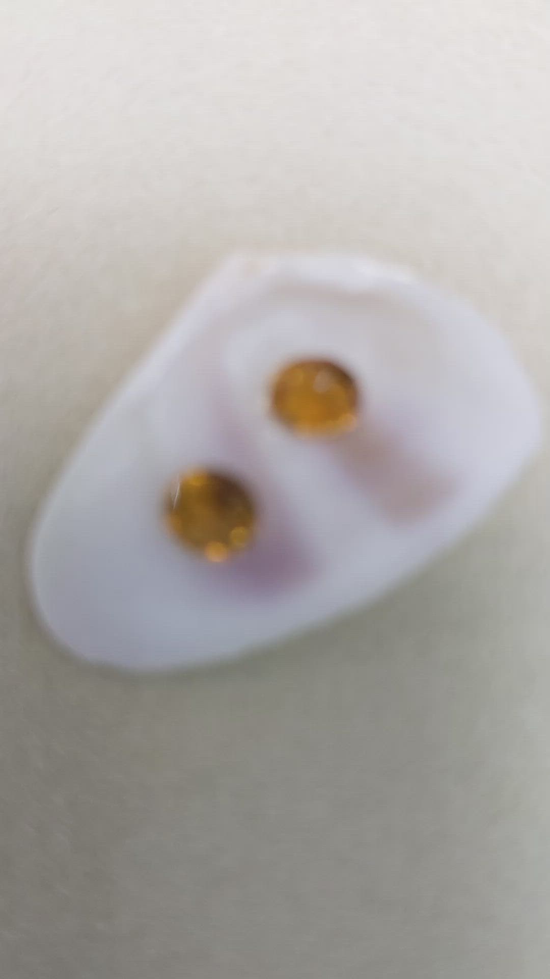 0.98&nbsp;Ct.Tw.Total Carat Weight Yellowish Orange Madeira Citrine Pair from Brazil Size Video