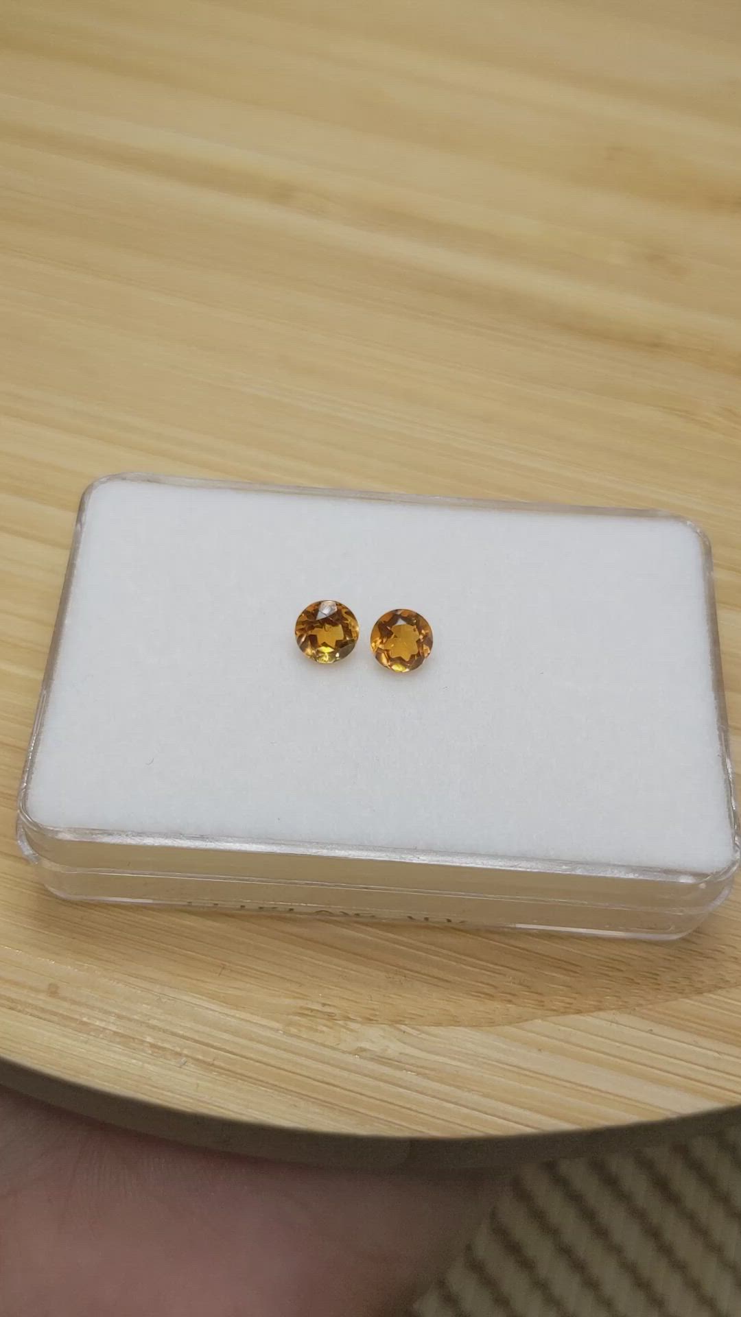 0.86&nbsp;Ct.Tw.Total Carat Weight Yellowish Orange Madeira Citrine Pair from Brazil Size Video
