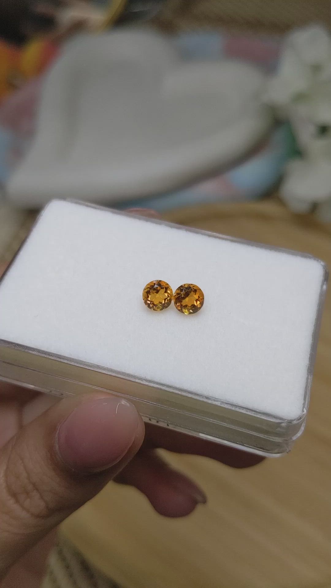 0.96&nbsp;Ct.Tw.Total Carat Weight Yellowish Orange Madeira Citrine Pair from Brazil Size Video