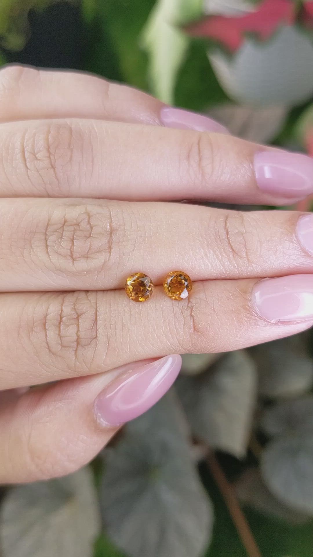 0.96&nbsp;Ct.Tw.Total Carat Weight Yellowish Orange Madeira Citrine Pair from Brazil Size Video