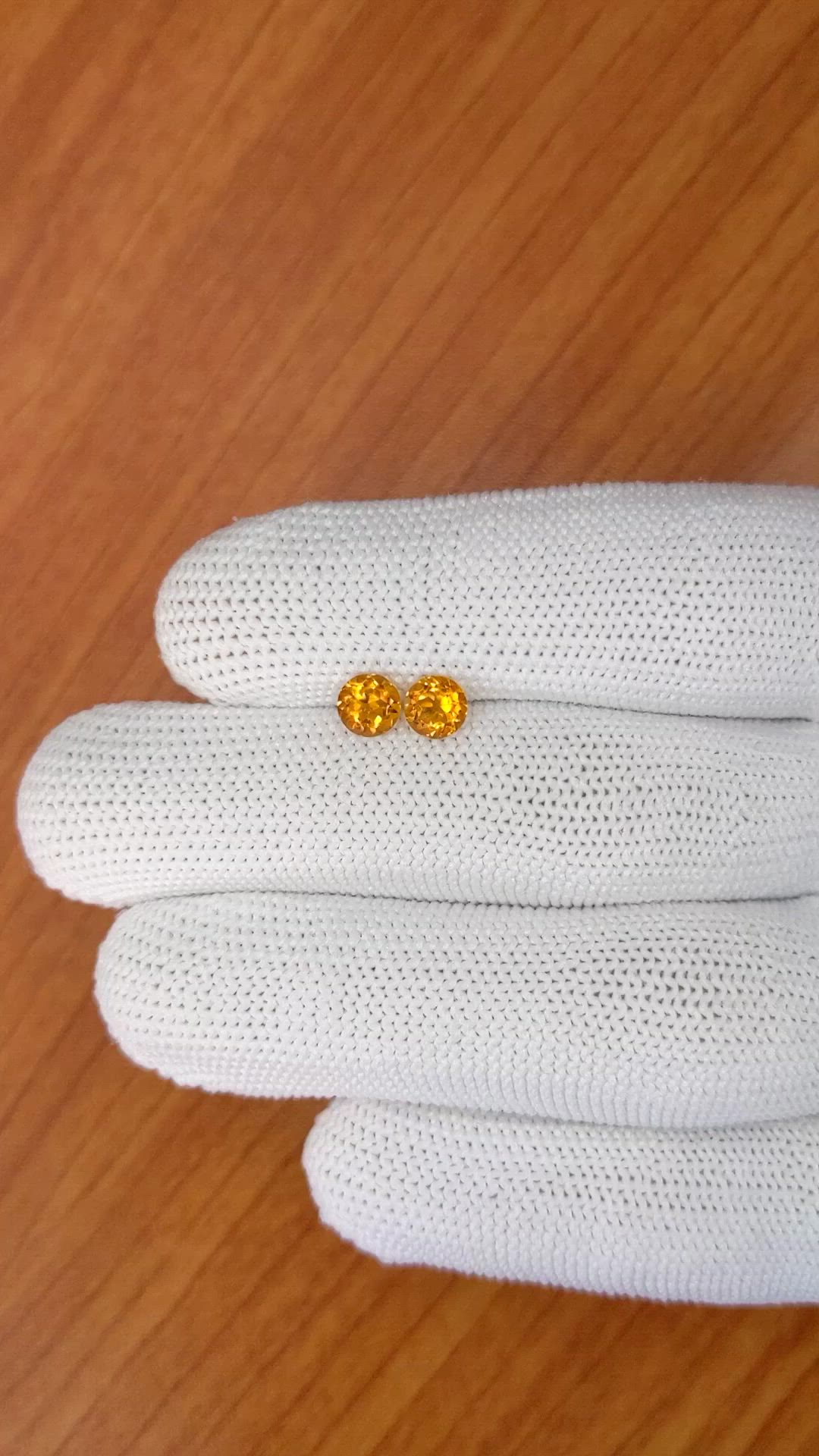 0.96&nbsp;Ct.Tw.Total Carat Weight Yellowish Orange Madeira Citrine Pair from Brazil Size Video