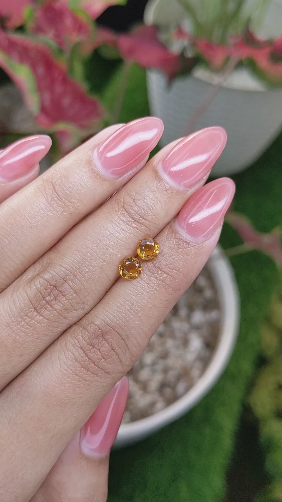 0.91&nbsp;Ct.Tw.Total Carat Weight Orangish Yellow Madeira Citrine Pair from Brazil Size Video