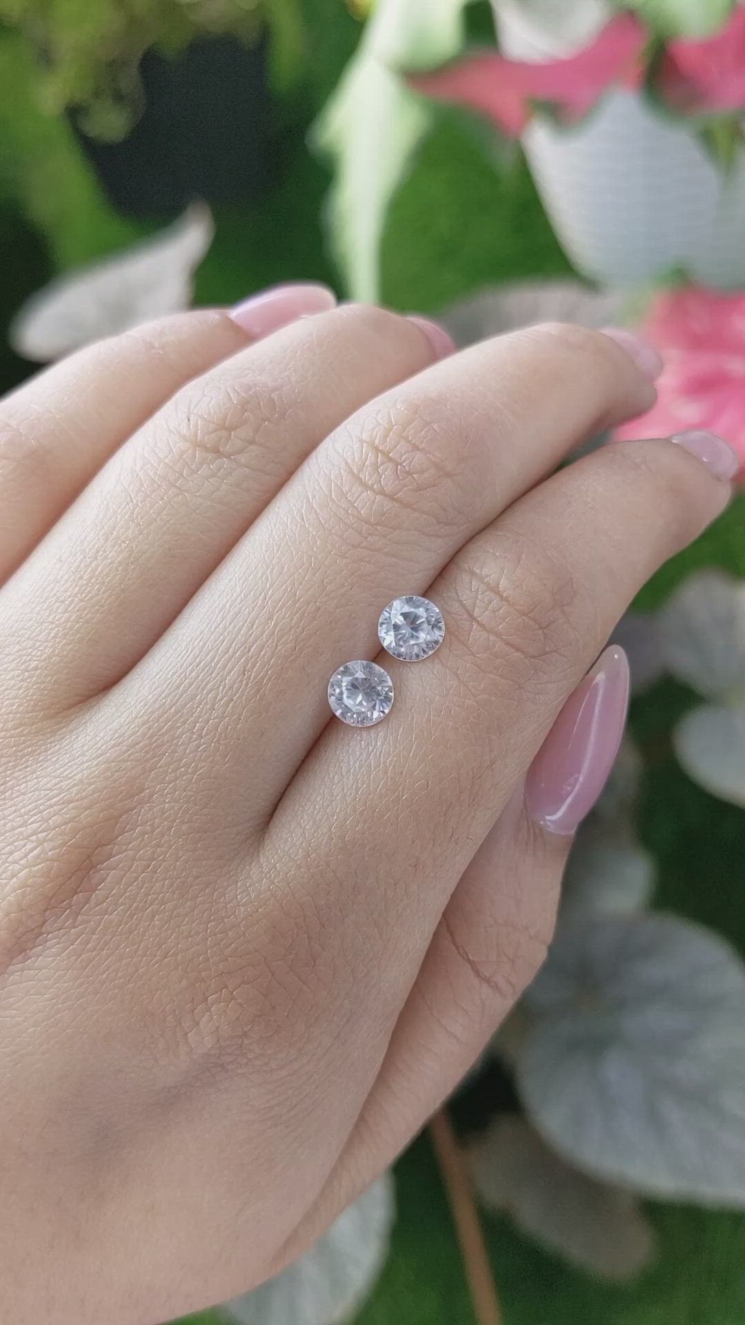 2.23&nbsp;Ct.Tw.Total Carat Weight White Zircon Pair from Ceylon (Sri Lanka) Size Video