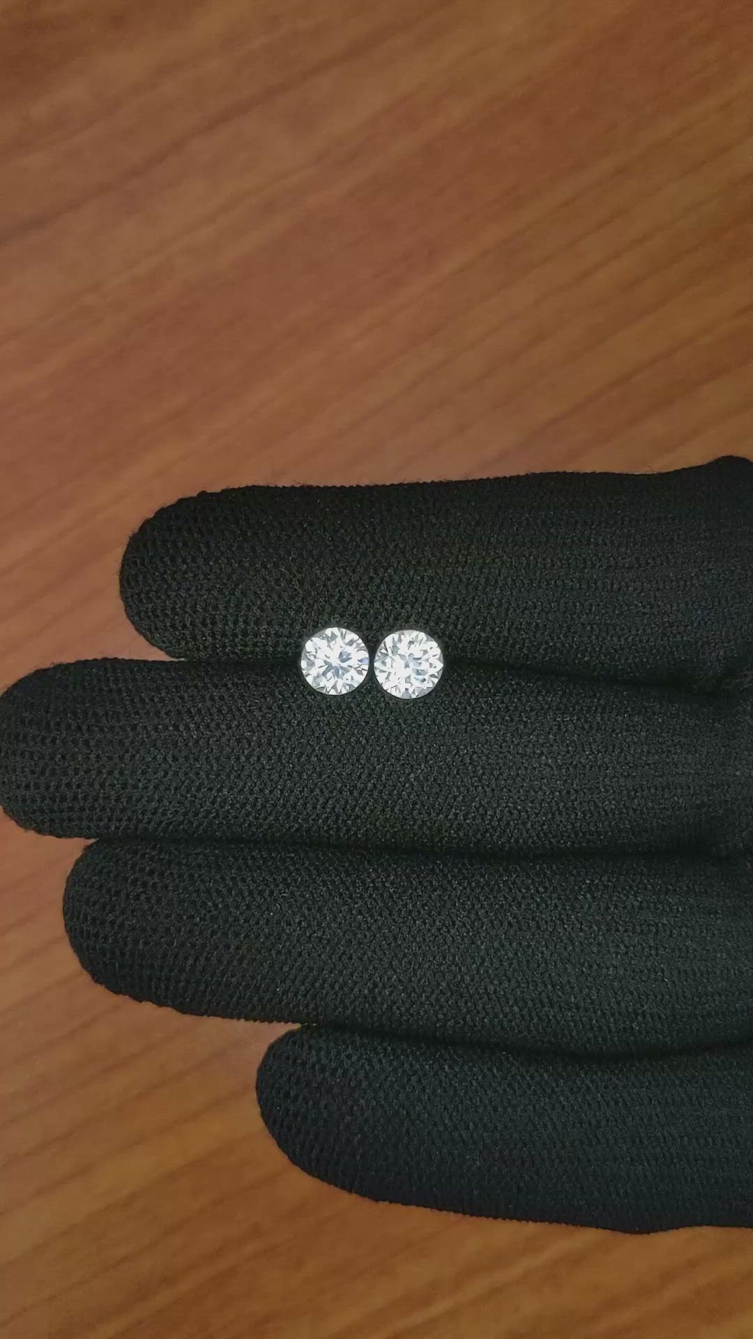 2.16 Ct.Tw.Total Carat Weight White Zircon Pair from Ceylon (Sri Lanka) Size Video