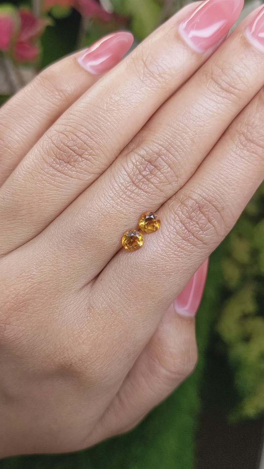 0.96&nbsp;Ct.Tw.Total Carat Weight Yellowish Orange Madeira Citrine Pair from Brazil Size Video