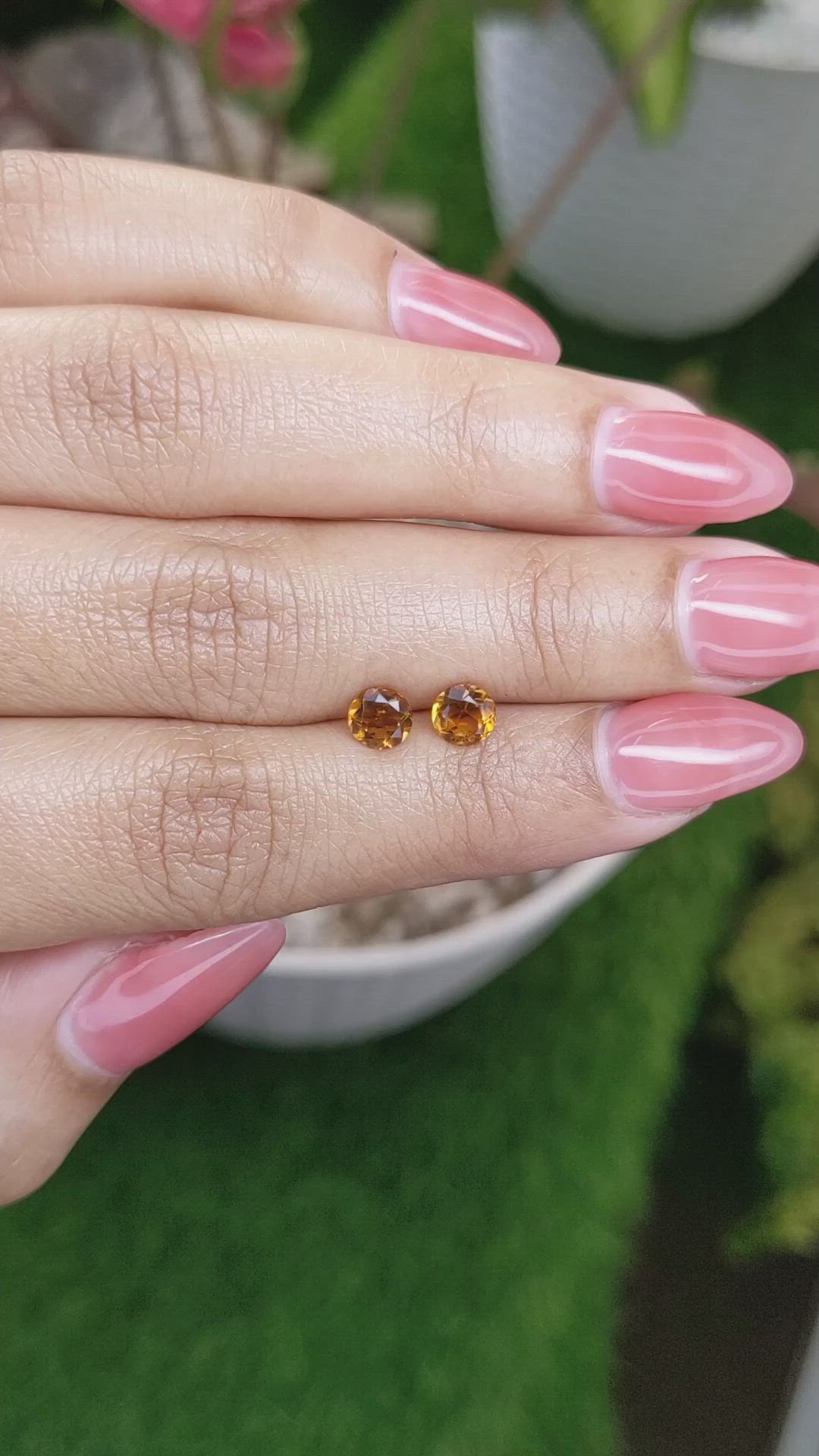 0.89&nbsp;Ct.Tw.Total Carat Weight Yellowish Orange Madeira Citrine Pair from Brazil Size Video