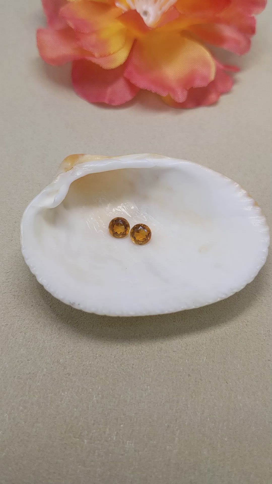 0.90&nbsp;Ct.Tw.Total Carat Weight Yellowish Orange Madeira Citrine Pair from Brazil Size Video