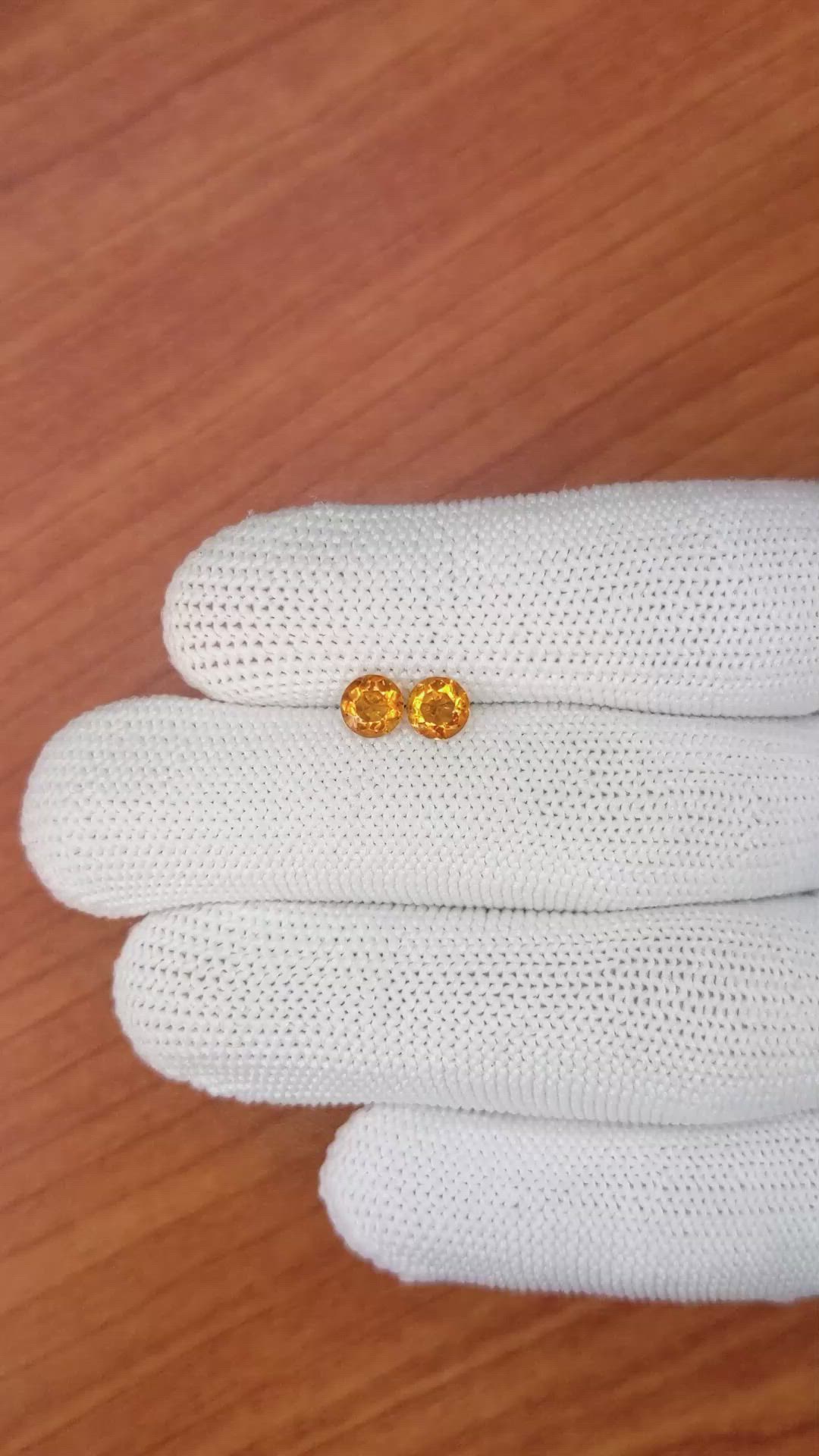 0.90&nbsp;Ct.Tw.Total Carat Weight Yellowish Orange Madeira Citrine Pair from Brazil Size Video
