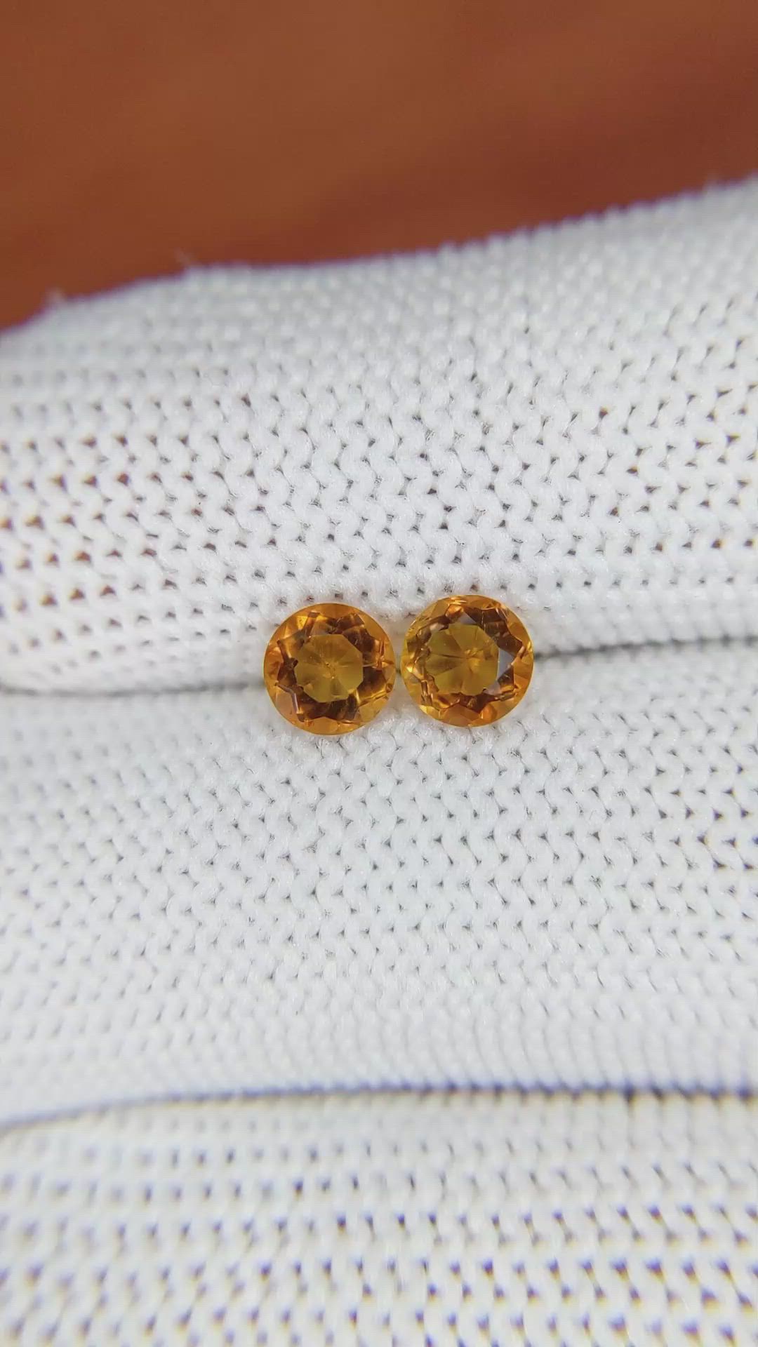 0.90&nbsp;Ct.Tw.Total Carat Weight Yellowish Orange Madeira Citrine Pair from Brazil Size Video