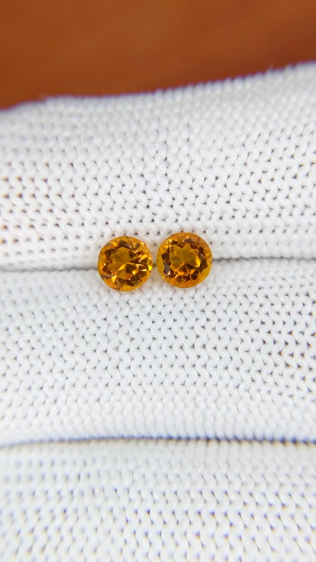 0.99&nbsp;Ct.Tw.Total Carat Weight Orange Madeira Citrine Pair from Brazil Size Video