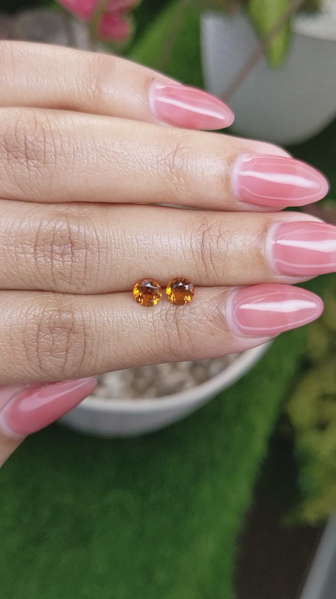 0.92&nbsp;Ct.Tw.Total Carat Weight Madeira Citrine Pair from Brazil Size Video