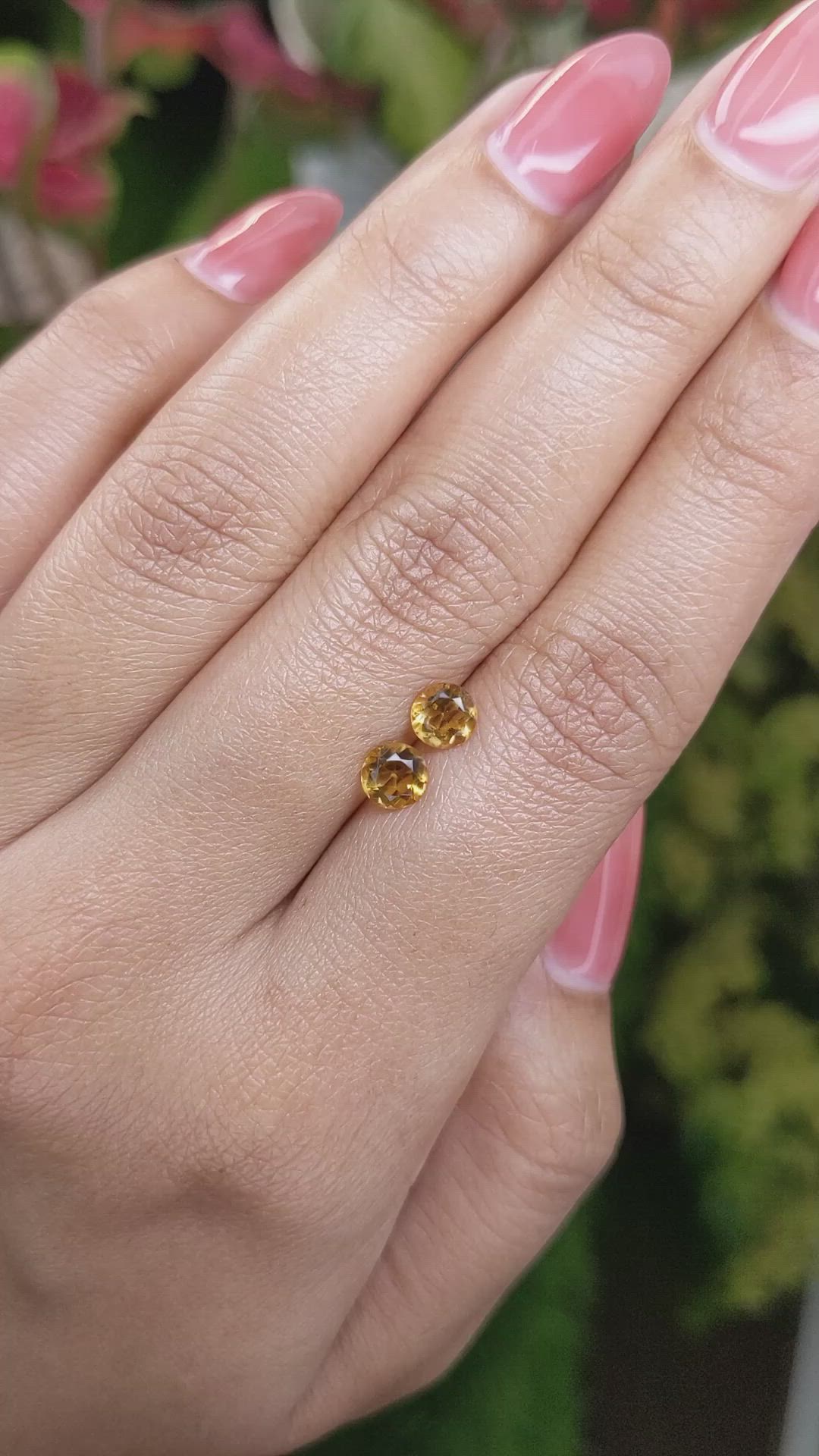 0.89&nbsp;Ct.Tw.Total Carat Weight Yellow Madeira Citrine Pair from Brazil Size Video