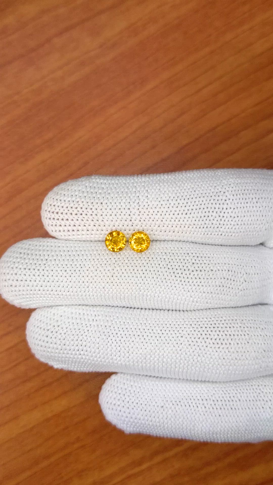 0.89&nbsp;Ct.Tw.Total Carat Weight Yellow Madeira Citrine Pair from Brazil Size Video