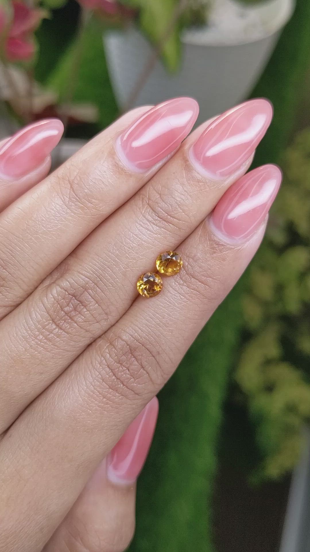 0.96&nbsp;Ct.Tw.Total Carat Weight Yellowish Orange Madeira Citrine Pair from Brazil Size Video