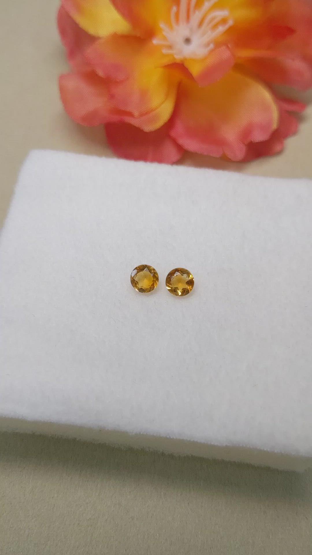 0.82&nbsp;Ct.Tw.Total Carat Weight Yellowish Orange Madeira Citrine Pair from Brazil Size Video