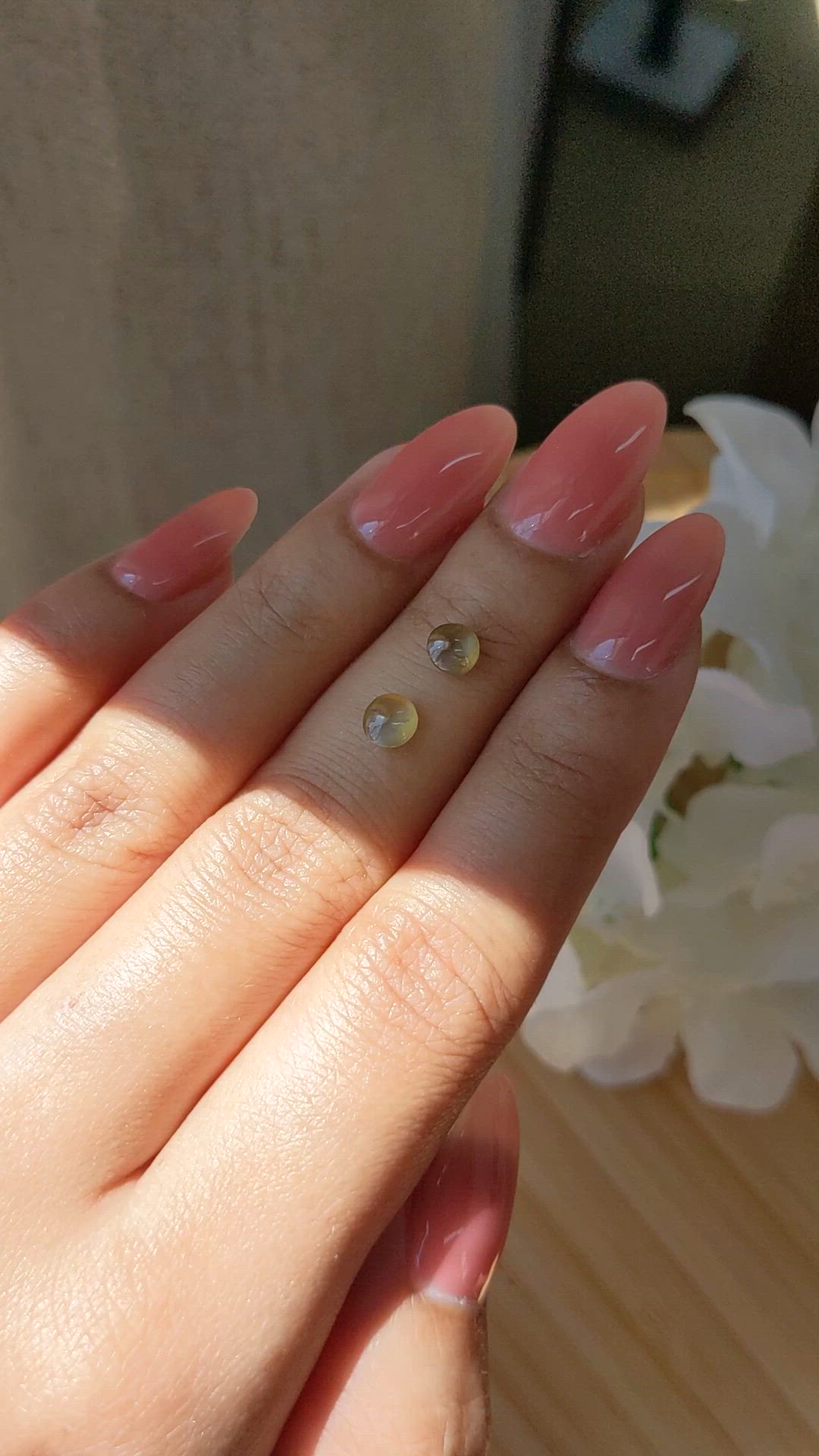 1.21&nbsp;Ct.Tw.Total Carat Weight Yellowish Brown Cabochon Chrysoberyl Pair from Ceylon (Sri Lanka) Size Video