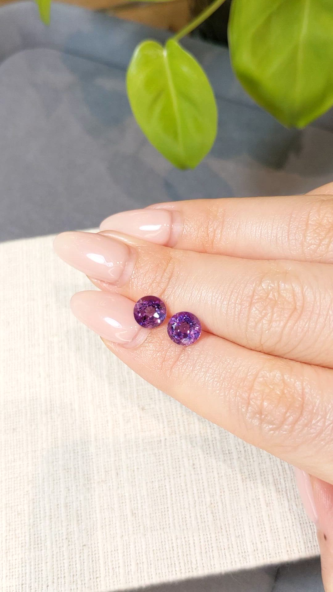 2.59&nbsp;Ct.Tw.Total Carat Weight Pinkish Purple Amethyst Pair from Brazil Size Video