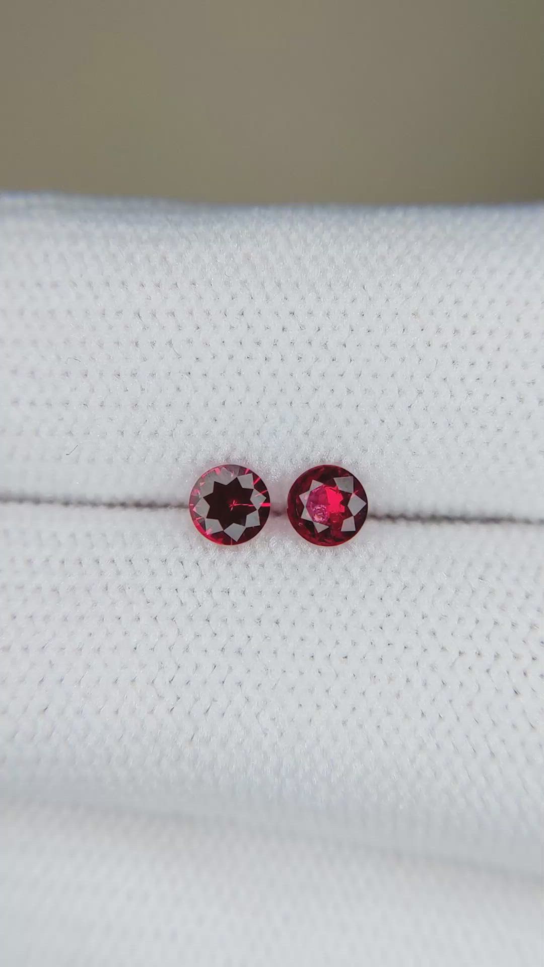 0.45 Ct.Tw.Total Carat Weight Red Spinel Pair from Burma (Myanmar) Size Video
