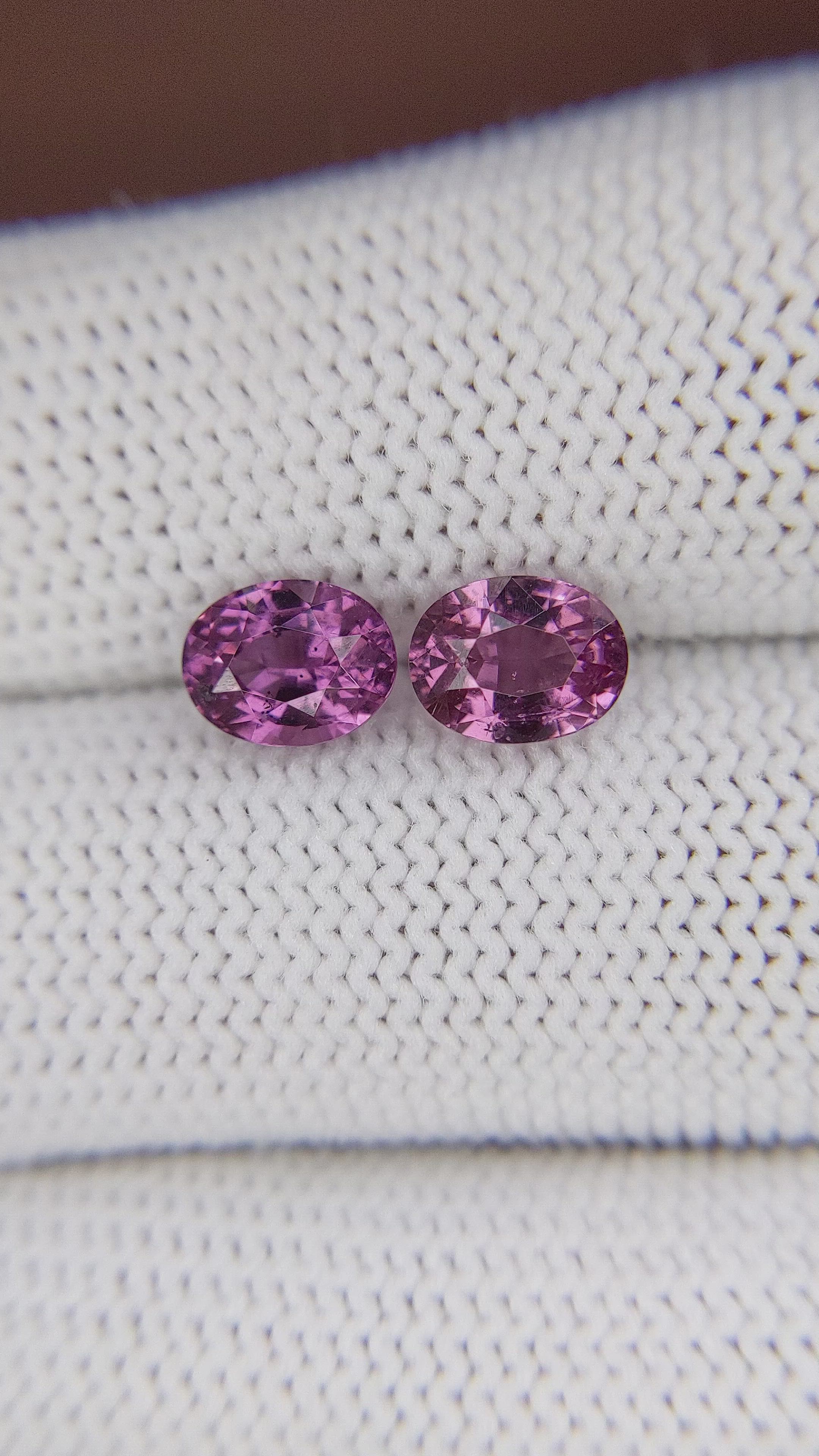 3.20 Ct.Tw.Total Carat Weight Purplish Pink Rhodolite Garnet Pair from Ceylon (Sri Lanka) Size Video