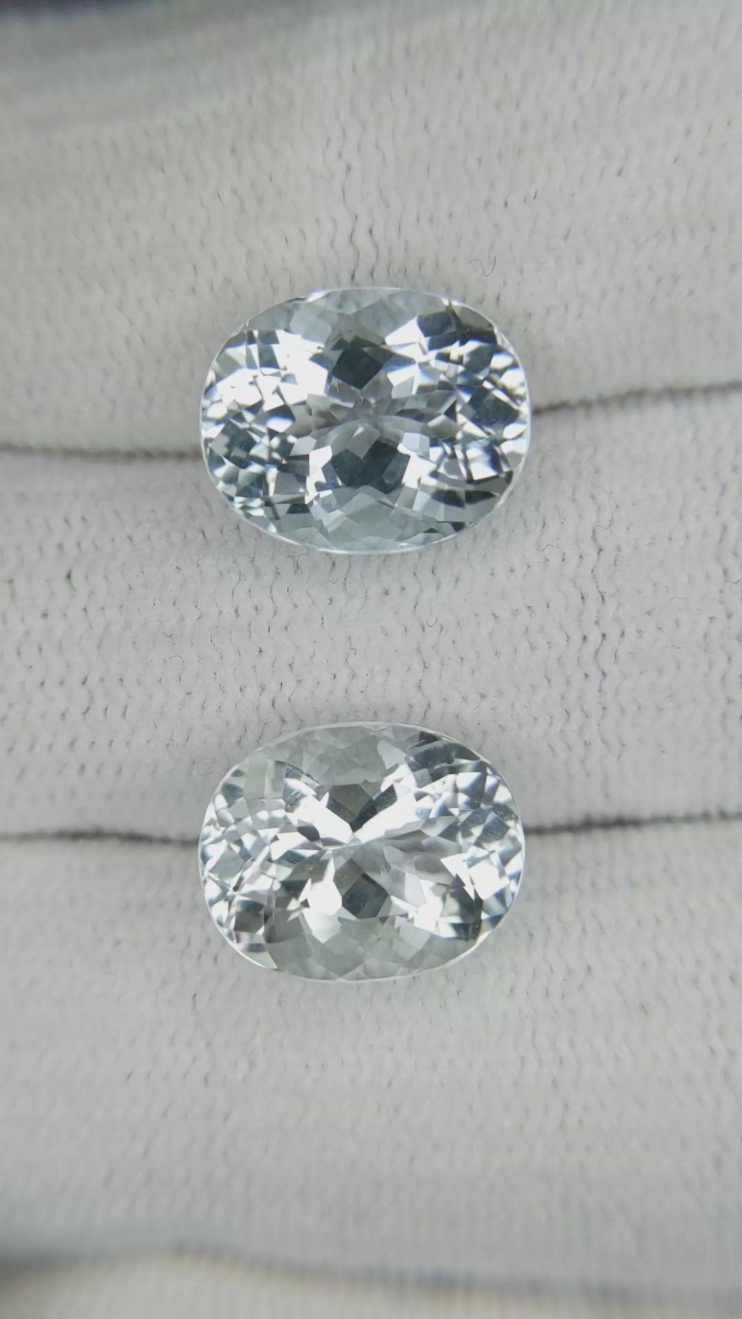 9.66&nbsp;Ct.Tw.Total Carat Weight Blue Aquamarine Pair from Brazil Size Video
