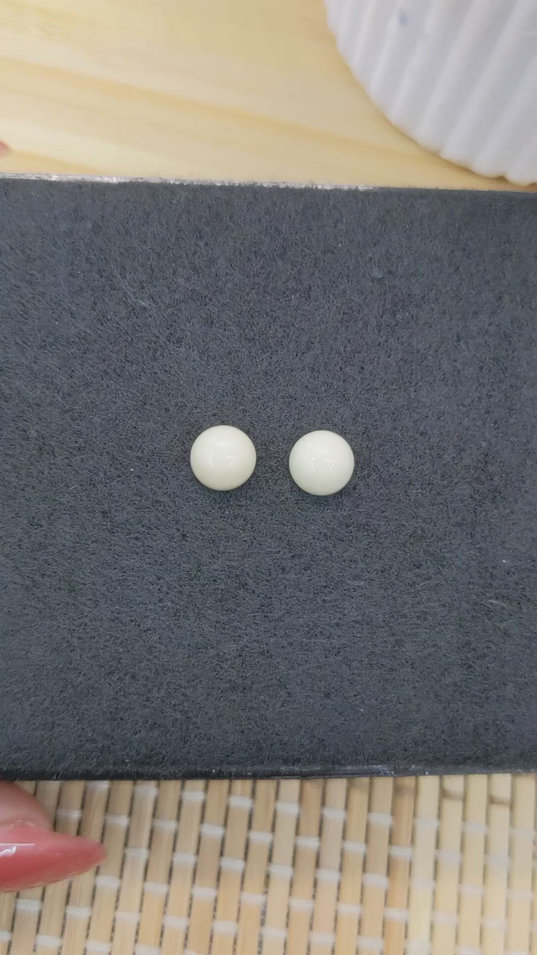 3.84&nbsp;Ct.Tw.Total Carat Weight Salmon and White Cabochon Coral Pair from Italy Size Video