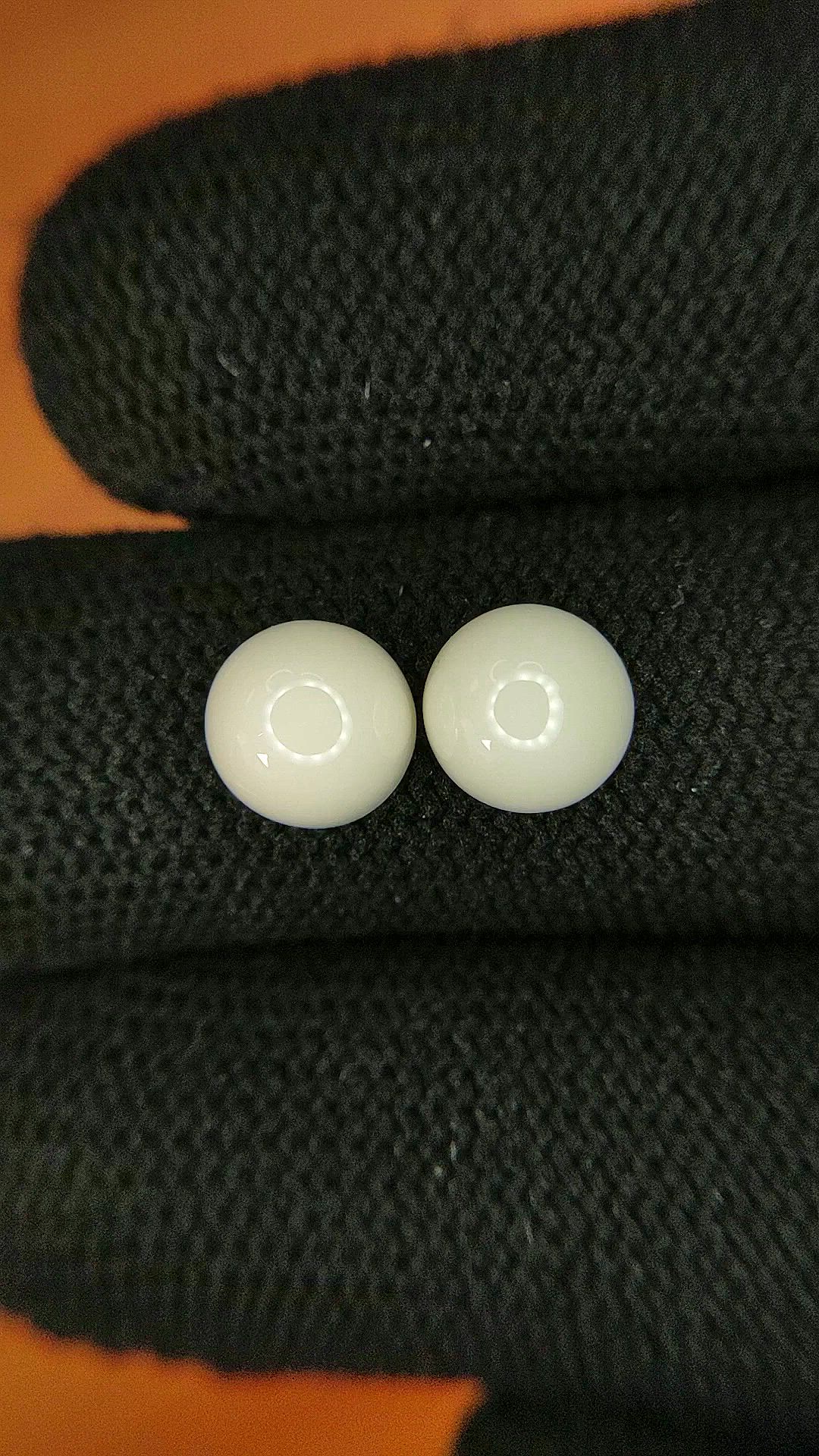 3.80 Ct.Tw.Total Carat Weight Salmon and White Cabochon Coral Pair from Italy Size Video
