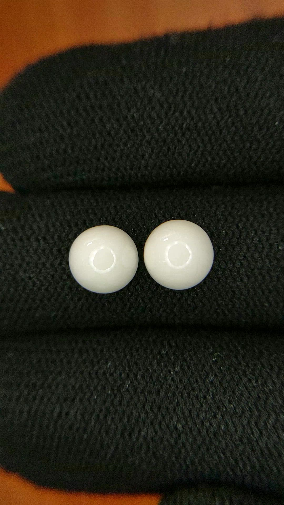 3.66&nbsp;Ct.Tw.Total Carat Weight Salmon and White Cabochon Coral Pair from Italy Size Video